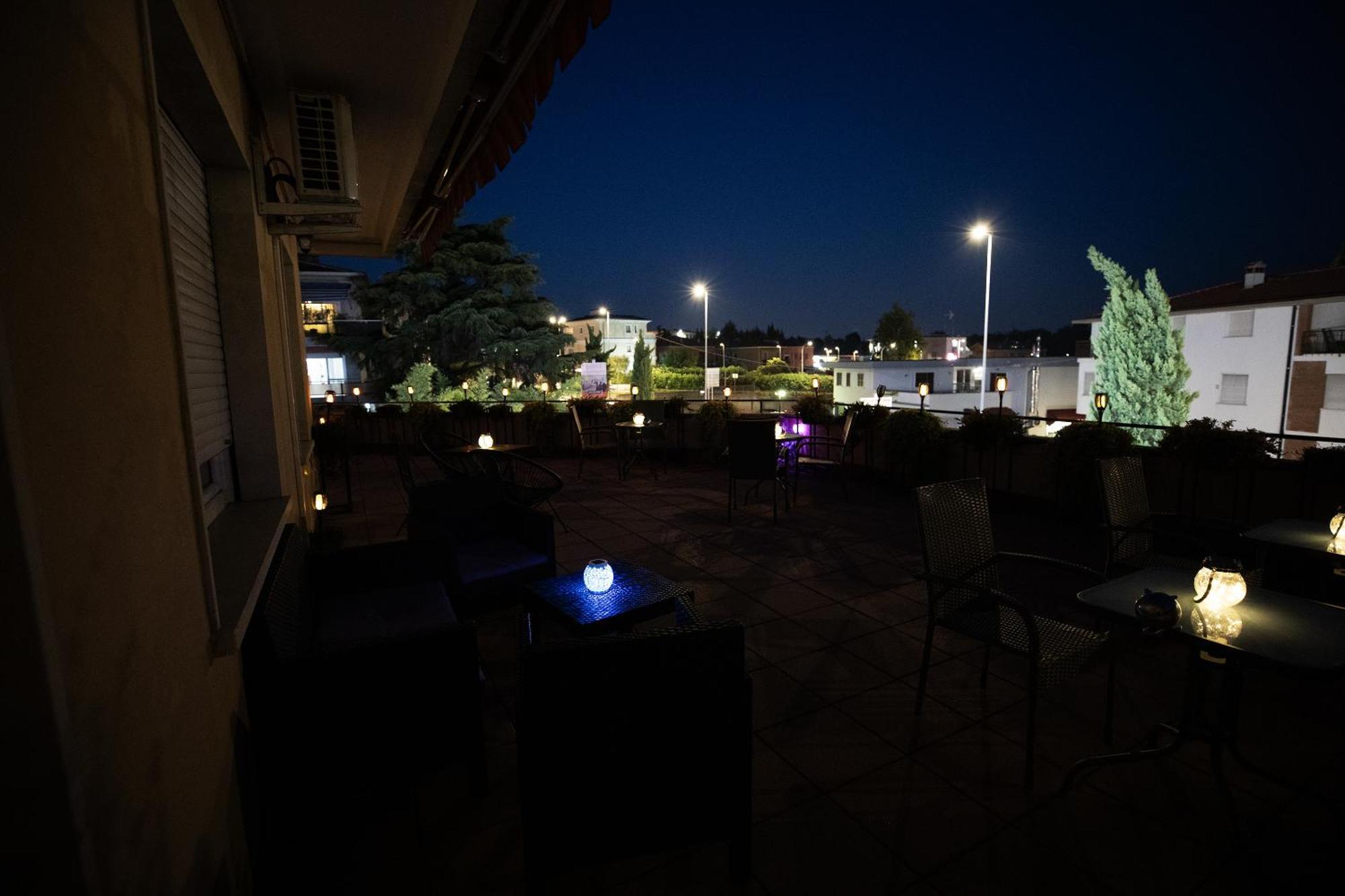 Bru Rooms Пескиера дел Гарда Екстериор снимка
