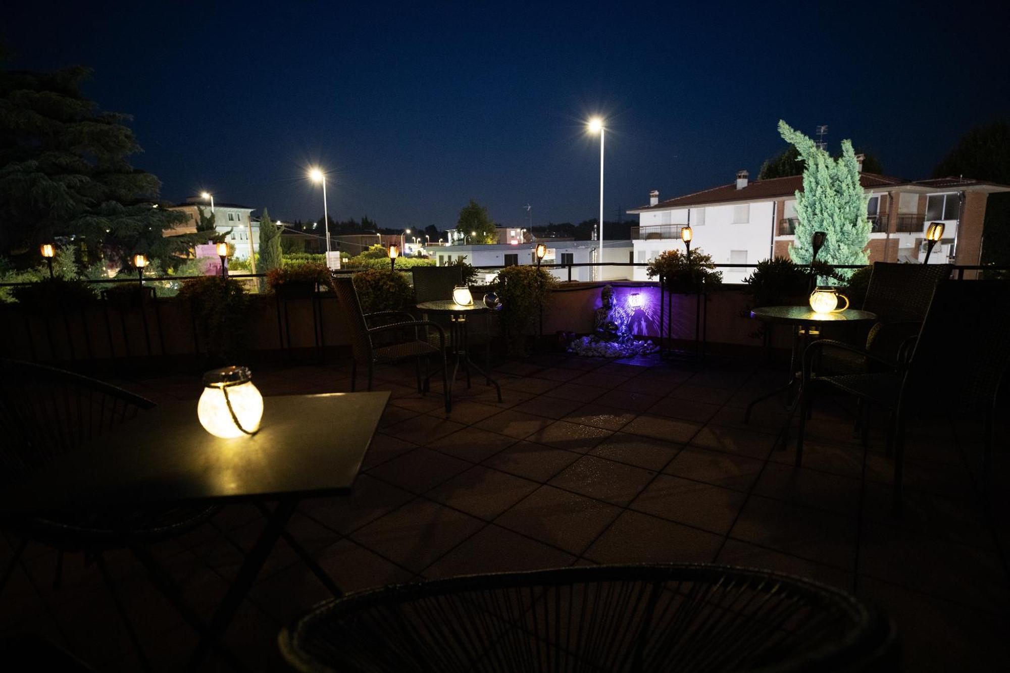 Bru Rooms Пескиера дел Гарда Екстериор снимка