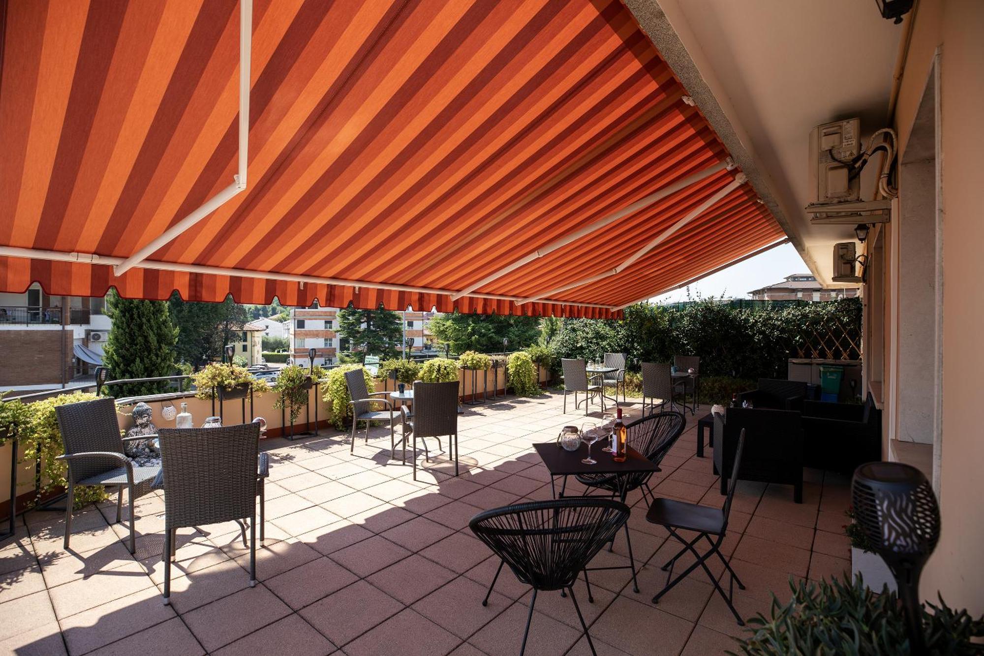 Bru Rooms Пескиера дел Гарда Екстериор снимка