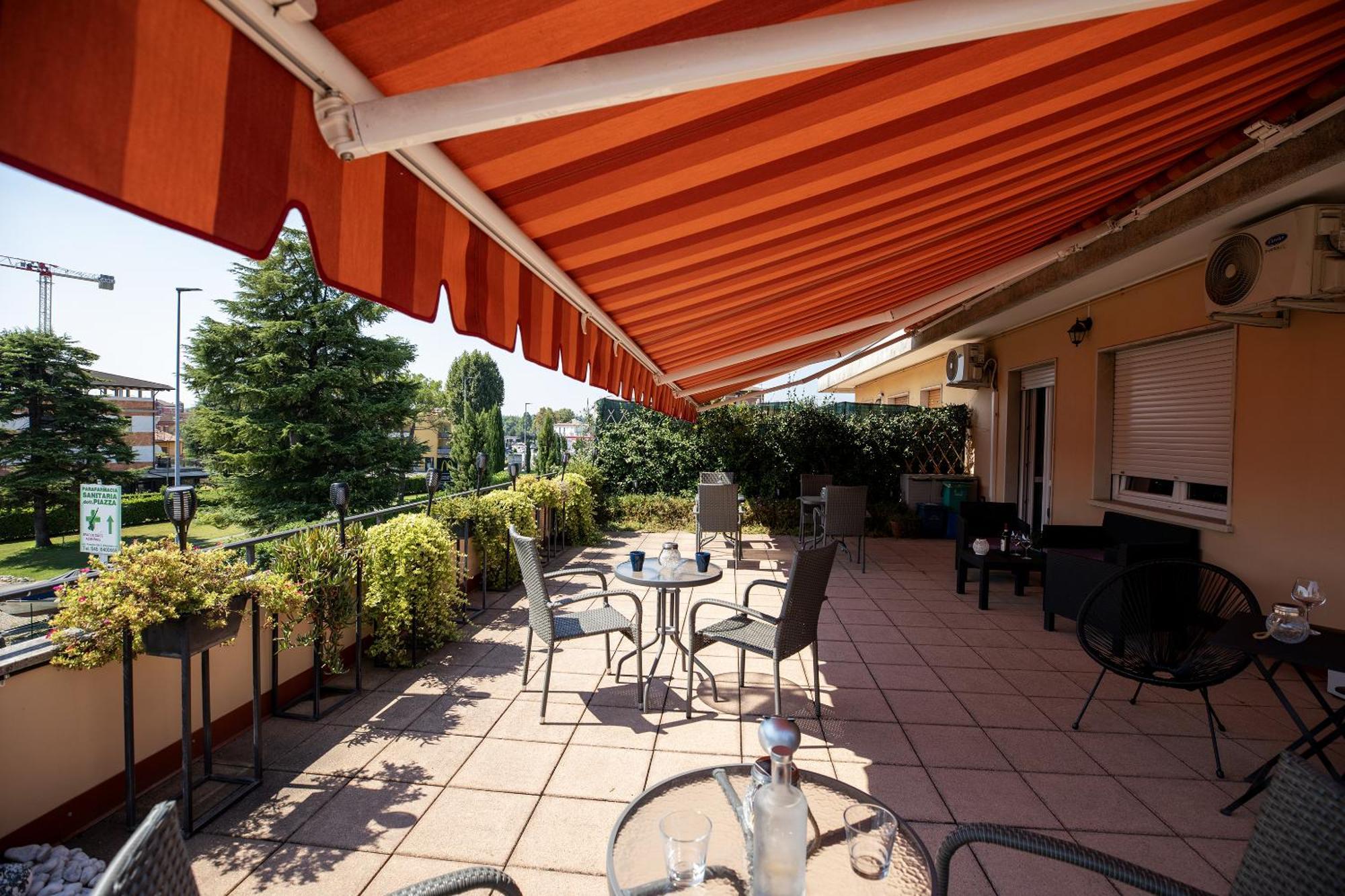 Bru Rooms Пескиера дел Гарда Екстериор снимка