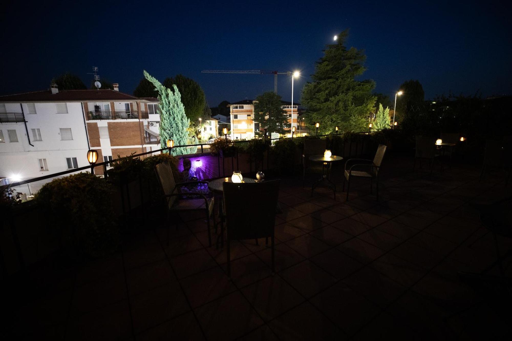 Bru Rooms Пескиера дел Гарда Екстериор снимка